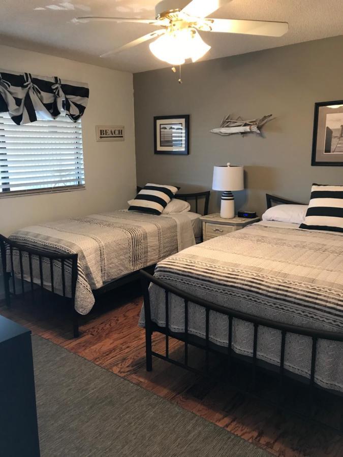 180 Ocean Hibiscus Drive Βίλα Butler Beach Εξωτερικό φωτογραφία