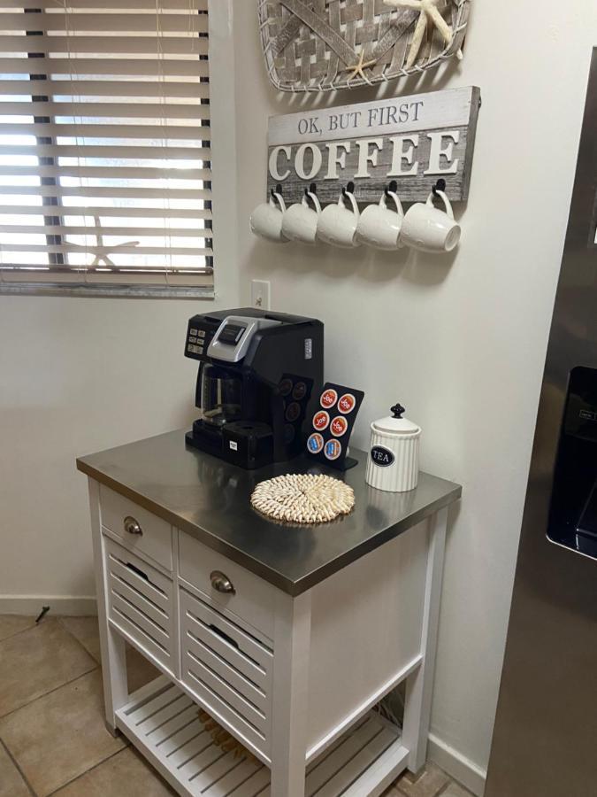 180 Ocean Hibiscus Drive Βίλα Butler Beach Εξωτερικό φωτογραφία