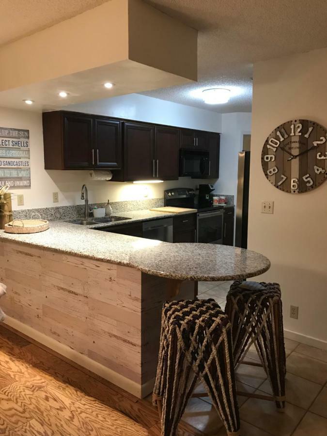180 Ocean Hibiscus Drive Βίλα Butler Beach Εξωτερικό φωτογραφία